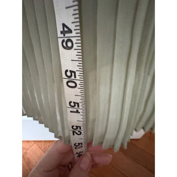 Banana Republic Pleated Maxi Flowy Dress, Green Sage Bouquet, Medium. - Picture 5 of 8